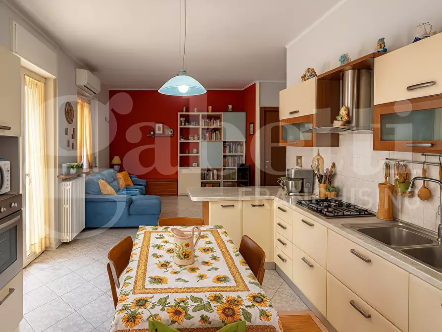 Immagine 12 di Attico in vendita  in Vicolo Denina, 1 a Moncalieri