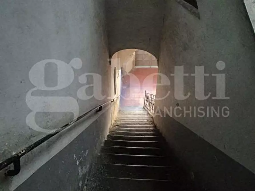 Immagine 5 di Appartamento in vendita  in Piazza Ernesto Cesaro, 13 a Torre Annunziata