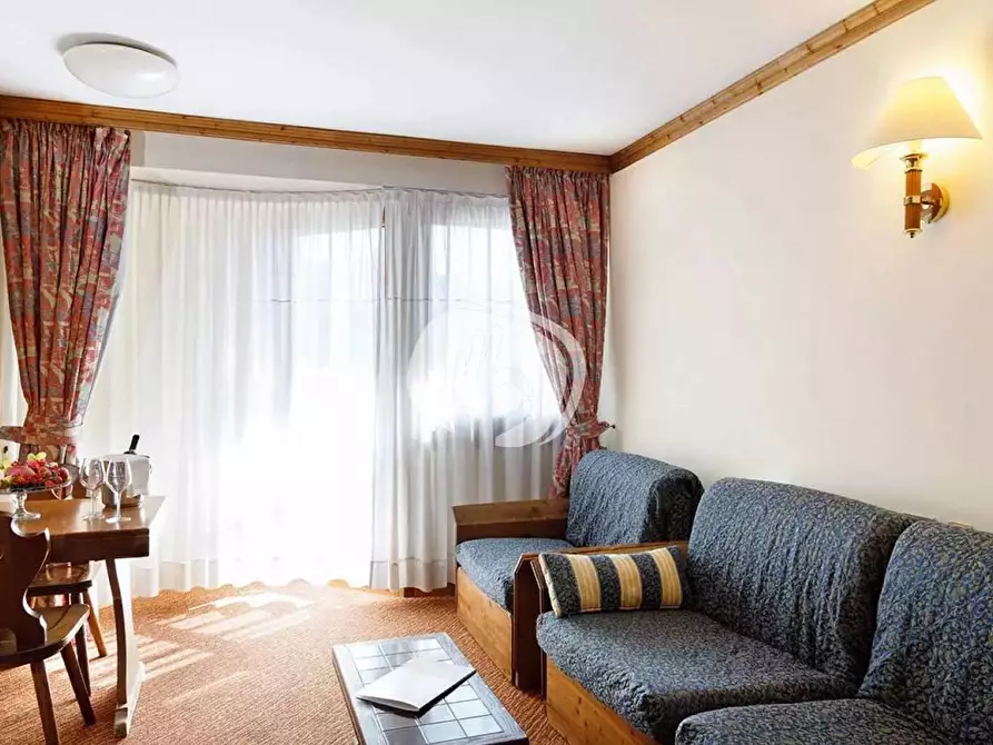 Immagine 9 di Appartamento in vendita  in Largo delle Poste, 39 a Cortina D'ampezzo