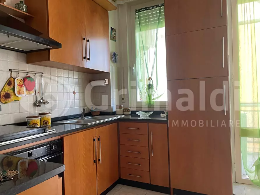 Immagine 3 di Appartamento in affitto  in Via Carega a Livorno