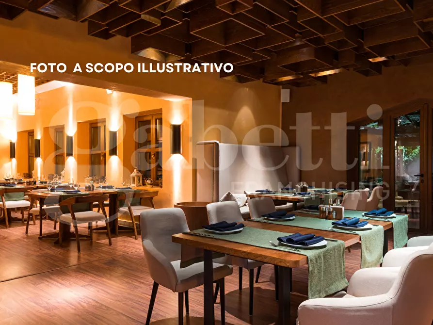 Immagine 2 di Bar / Ristorante in vendita  in Via SOTTOMARINA - VIALE VENETO, 12 a Chioggia