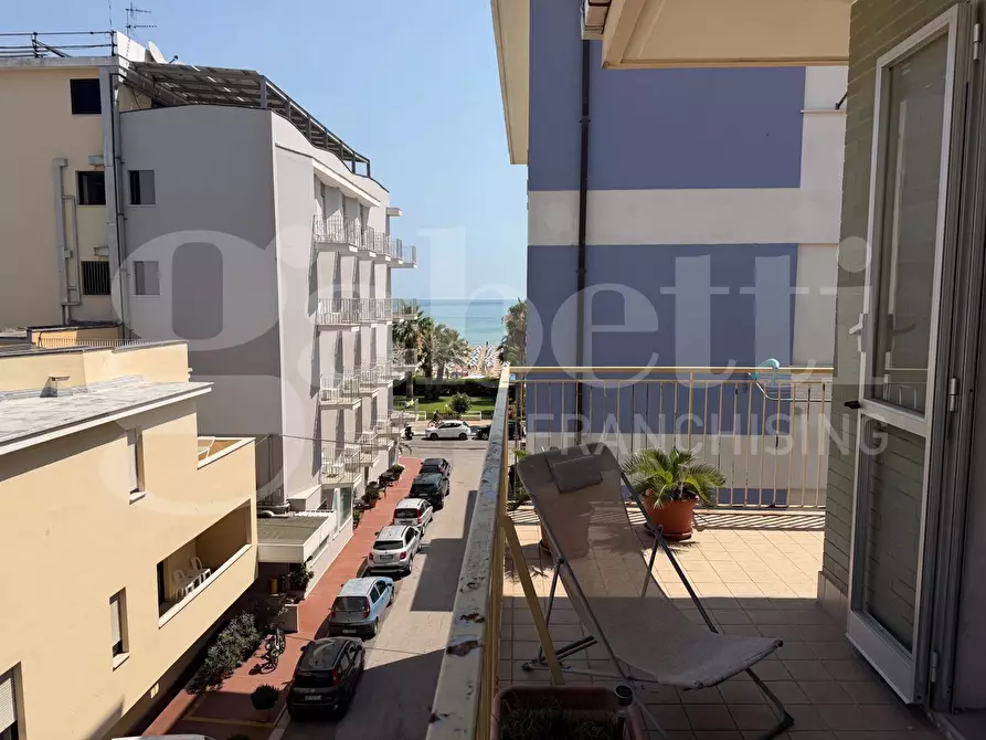 Immagine 1 di Appartamento in vendita  in Via Lucania, 45 a Roseto Degli Abruzzi