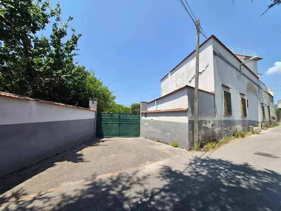 Immagine 1 di Casa indipendente in vendita  in Via Madonna del Principio, 14 a Torre Annunziata