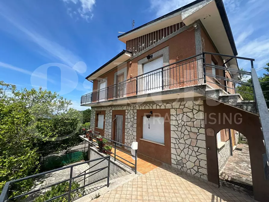 Immagine 3 di Villa in vendita  in Via DELLA RESISTENZA, 82 a Cantalice