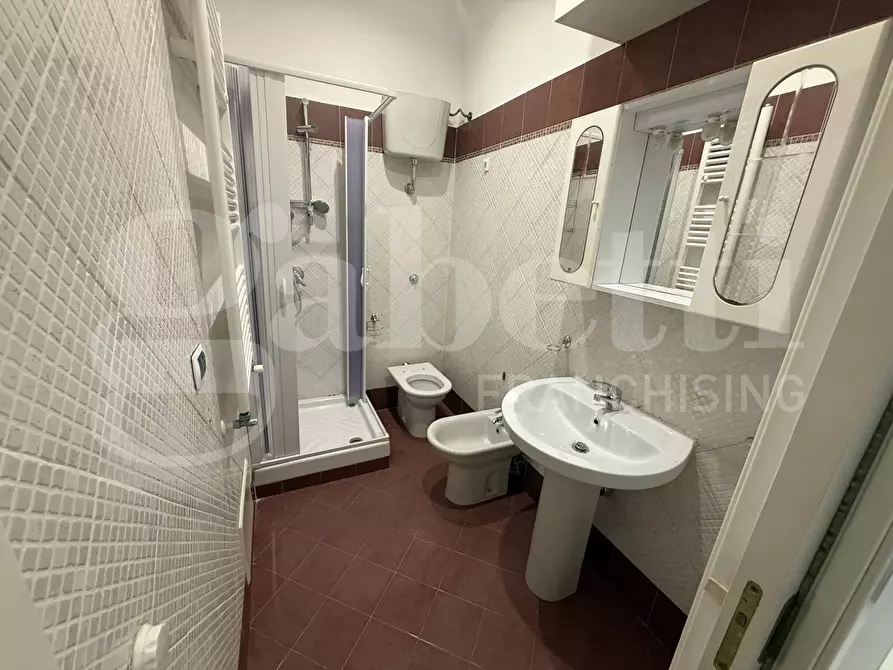 Immagine 4 di Appartamento in affitto  in Via VICOLETTO SAN FRANCESCO DI PAOLA, 11 a Catanzaro