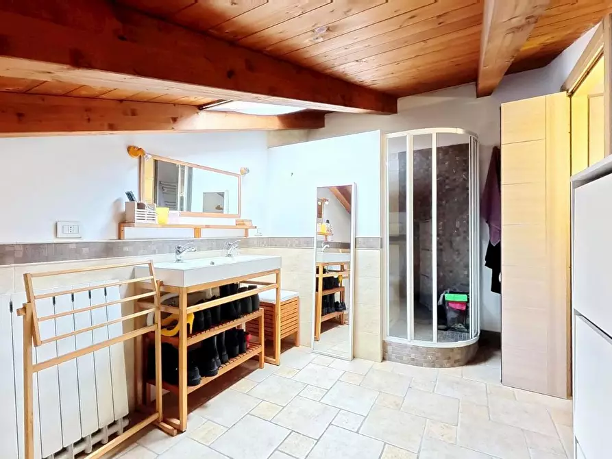 Immagine 13 di Casa quadrifamiliare in vendita  in Via scartazzini, 49 a Roma