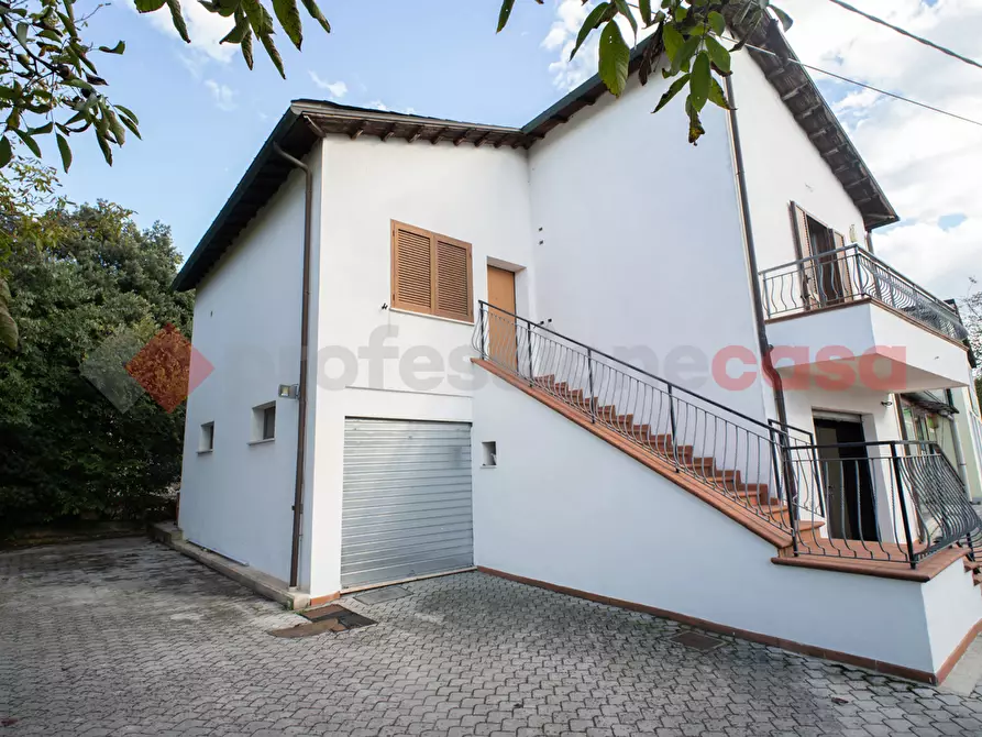 Immagine 16 di Attività commerciale in vendita  in Via Osteria della Fontana, 11 a Anagni