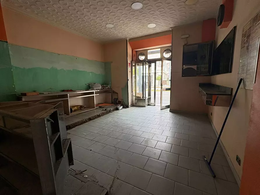 Immagine 2 di Negozio in affitto  in Via Tommaso Cannizzaro, 49 a Messina