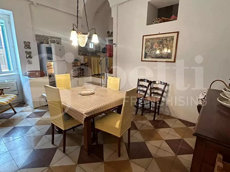 Immagine 3 di Casa indipendente in vendita  in Via Giuseppe Giusti a Ostuni