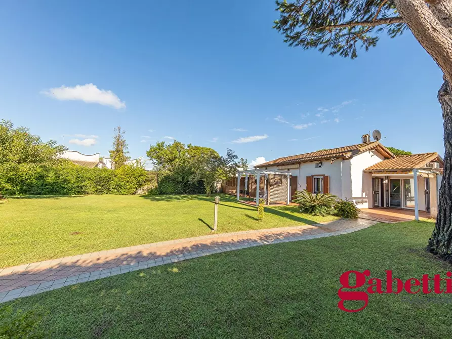 Immagine 49 di Villa in vendita  in Via Terracina, 90 a San Felice Circeo