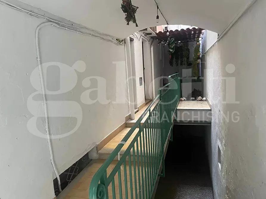 Immagine 13 di Appartamento in vendita  in Via Indipendenza, 498 a Gaeta