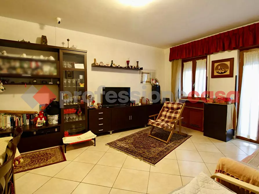 Immagine 8 di Appartamento in affitto  in Traversa Privata Prima di Via Cangiano, 7 a Anagni