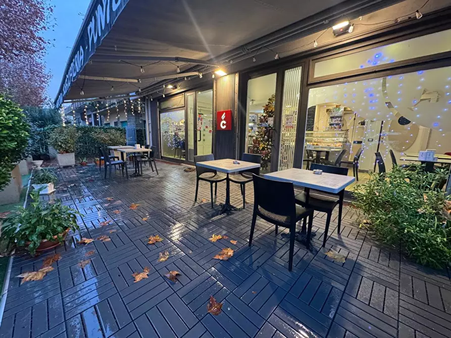 Immagine 4 di Negozio in vendita  in Via PISTOIESE, 209 a Firenze