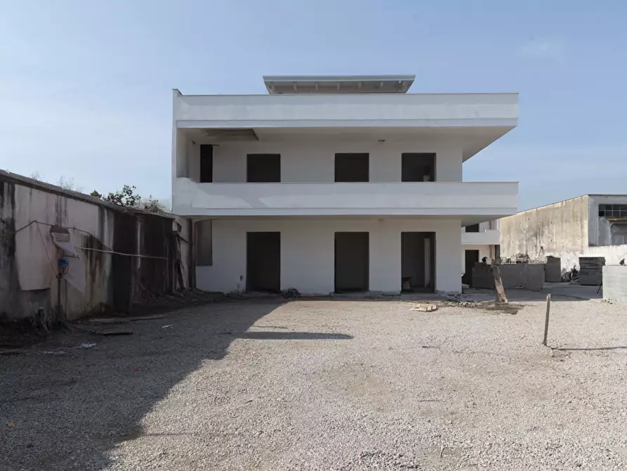 Immagine 4 di Appartamento in vendita  in Via San Michele, 60 a Napoli