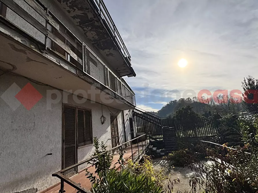 Immagine 8 di Villa in vendita  in Via Villini, 21 a Alatri