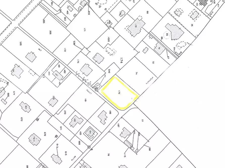 Immagine 4 di Terreno agricolo in vendita  in Via MACCHIE, 1 a Massa