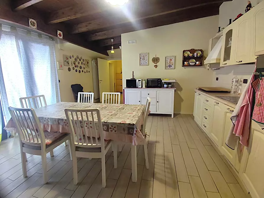 Immagine 12 di Casa indipendente in vendita  in Via CAPODAGLIO a San Severo