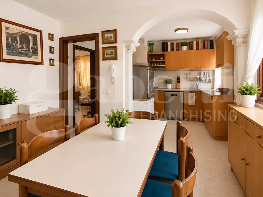 Immagine 2 di Casa indipendente in vendita  in Via CHIOGGIA- CALLE RIONE DUOMO, 00 a Chioggia