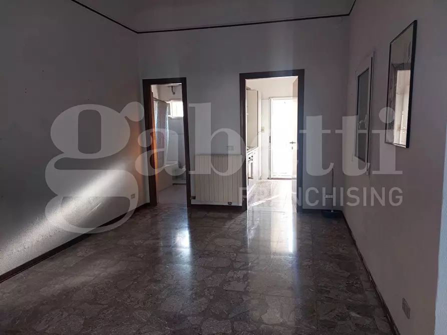 Immagine 8 di Appartamento in vendita  in Via CAVALLOTTI, 52 a Taranto