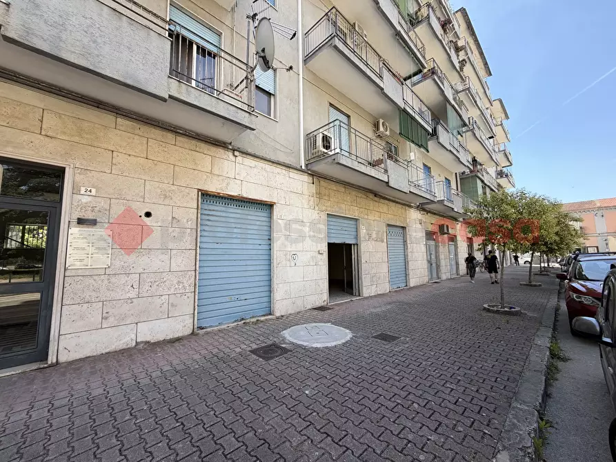 Immagine 2 di Negozio in affitto  in Via Pierantoni, snc a Santa Maria Capua Vetere