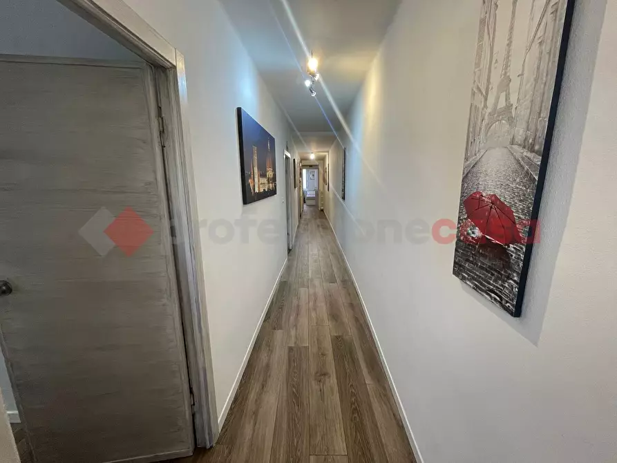 Immagine 13 di Appartamento in vendita  in Via DEI SERVI a Firenze