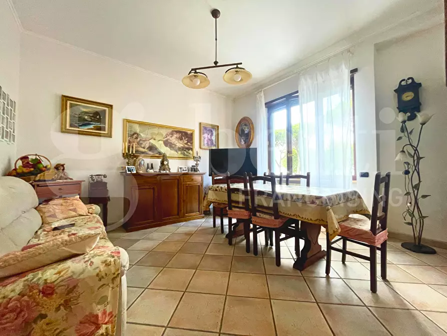 Immagine 3 di Appartamento in vendita  in Via E. Filiberto, 9 a Gaeta