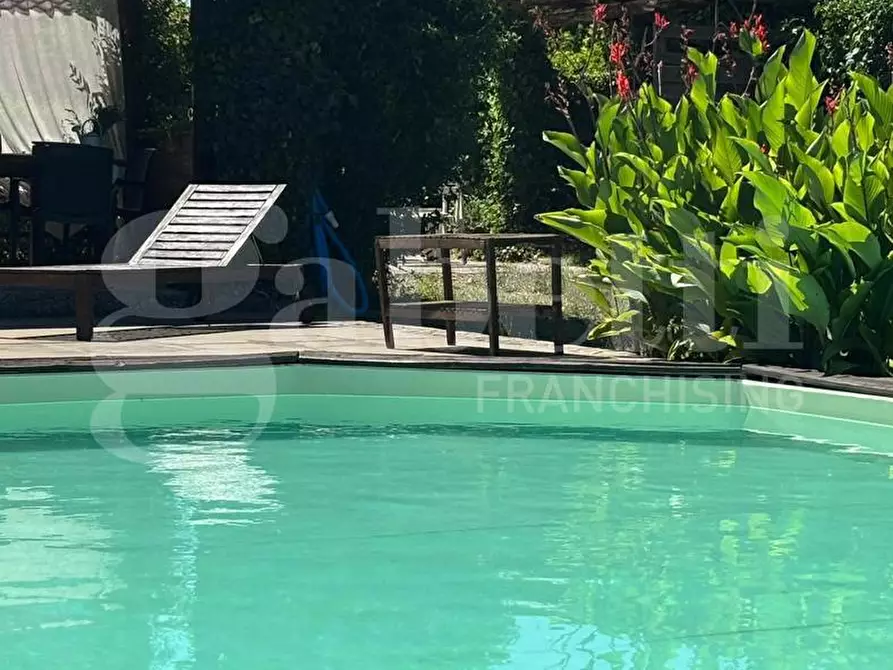 Immagine 1 di Villa in vendita  in Via FONTE CAPOCCIA, 00 a Bassano Romano