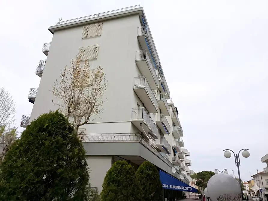Immagine 8 di Appartamento in affitto  in Viale romagna lido di savio, 38 a Ravenna