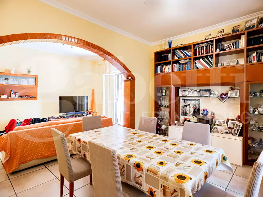 Immagine 9 di Appartamento in vendita  in Via Lucio II a Roma