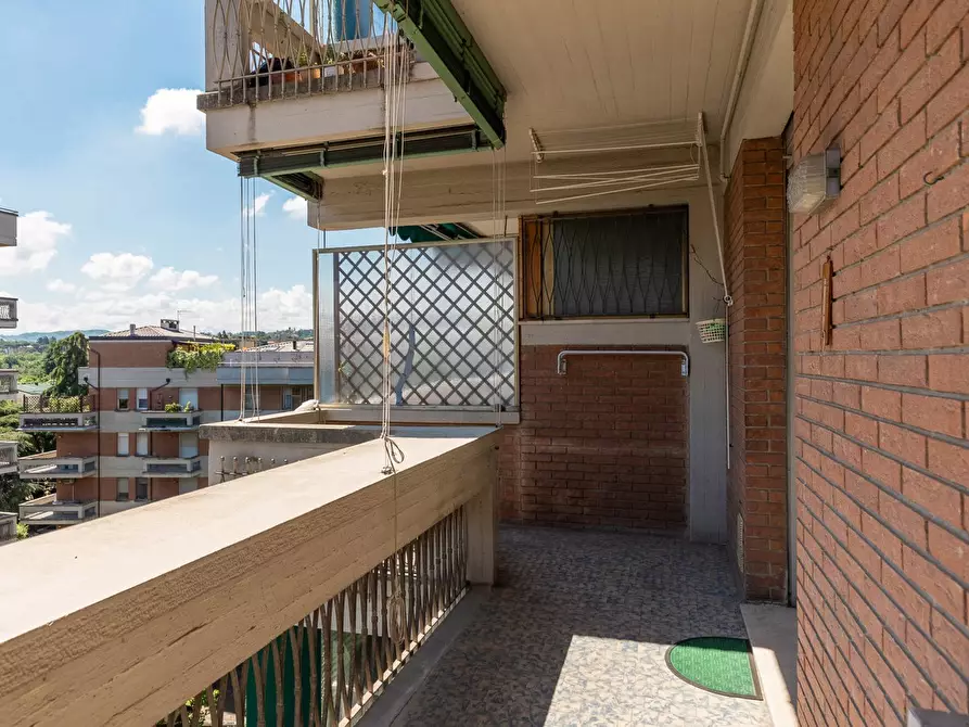 Immagine 11 di Appartamento in vendita  in Viale Roma, 13 a Bologna
