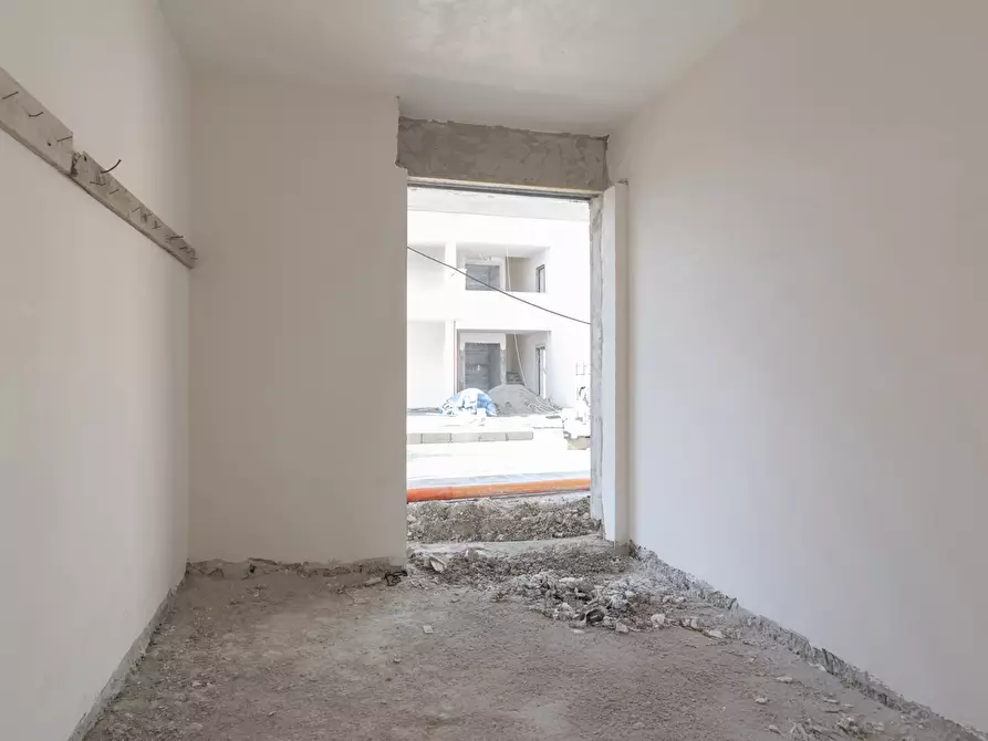 Immagine 7 di Appartamento in vendita  in Via San Michele, 60 a Napoli
