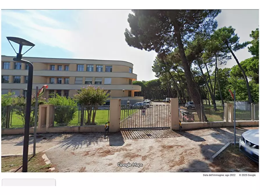 Immagine 1 di Appartamento in vendita  in Viale Viale della Pace - Marina di Ravenna, 465 a Ravenna