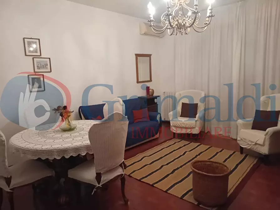 Immagine 3 di Appartamento in vendita  in Via BENEDETTO CROCE, 6 a Massa