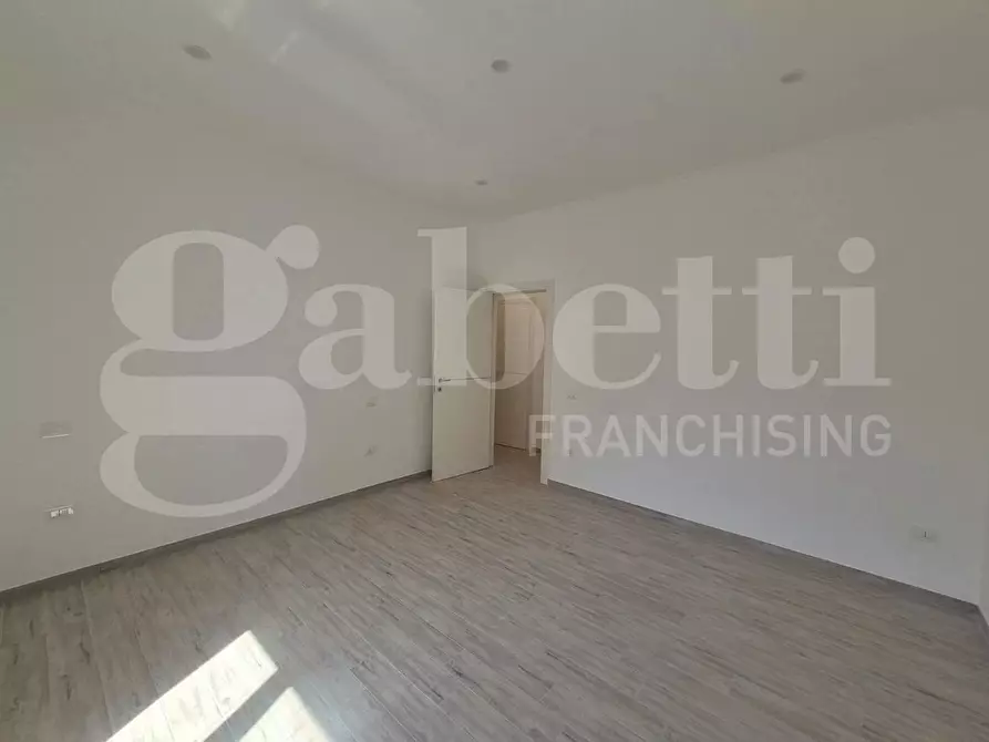 Immagine 12 di Appartamento in vendita  in Largo Cuparella, 15 a Torre Annunziata