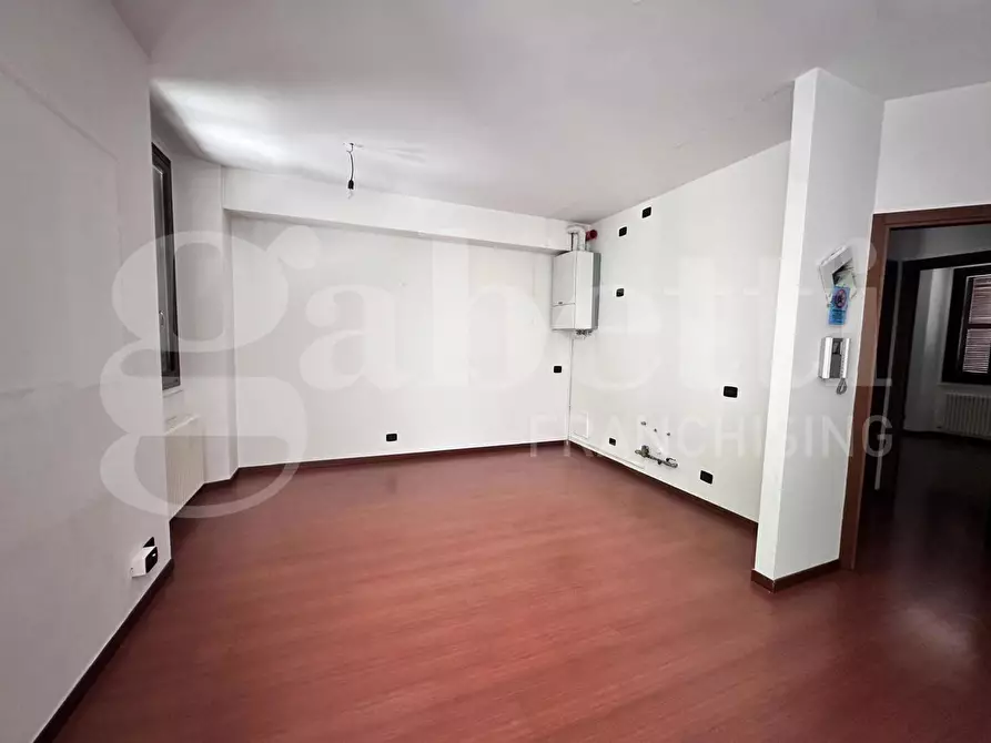 Immagine 48 di Appartamento in vendita  in Via puccini, 1 a Erba