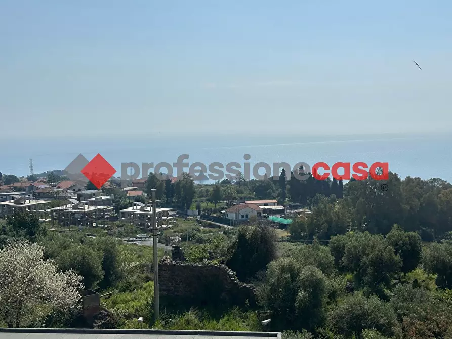 Immagine 25 di Appartamento in vendita  in Via Nizzeti a Aci Castello