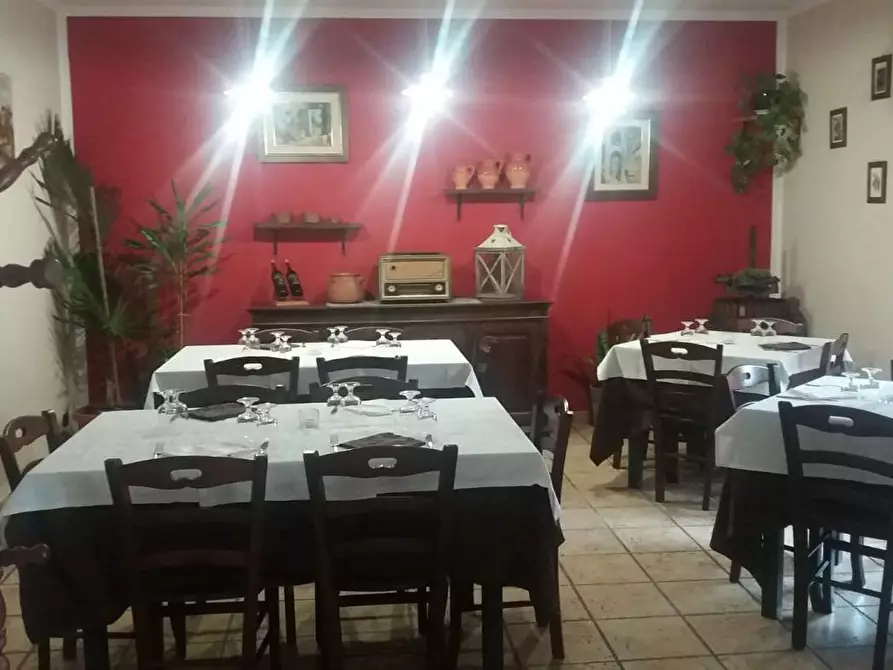 Immagine 16 di Negozio in vendita  in Via Della Fonte, snc a Fontechiari