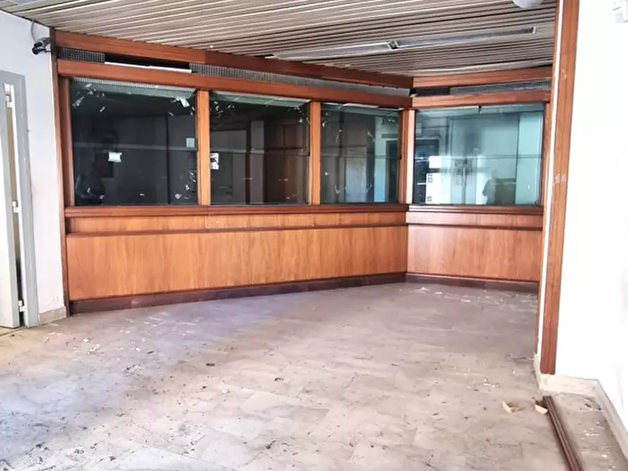 Immagine 5 di Negozio in vendita  in Via Roma, 88 a Cerami