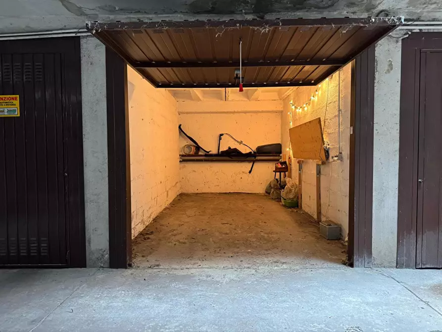 Immagine 2 di Box auto in affitto  in Via Savona, 61 a Milano