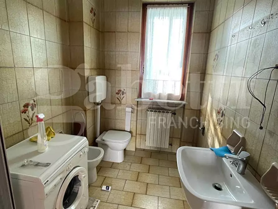 Immagine 9 di Appartamento in vendita  in Via Monterosi a Roma