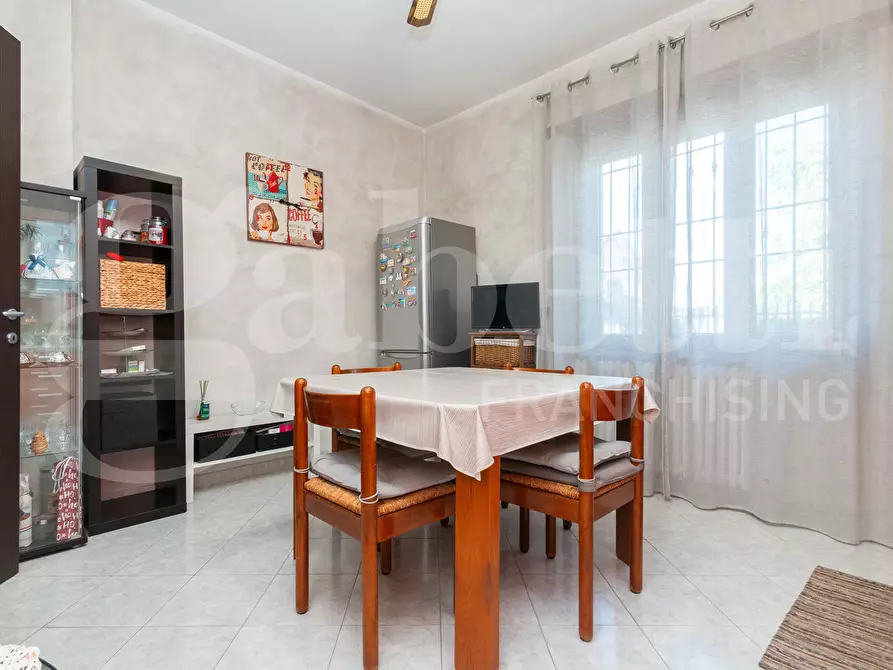Immagine 7 di Casa bifamiliare in vendita  in Via Foglienghi a Rivalta Di Torino