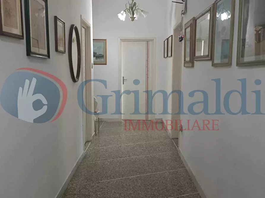 Immagine 4 di Appartamento in vendita  in Via GRANDE a Livorno