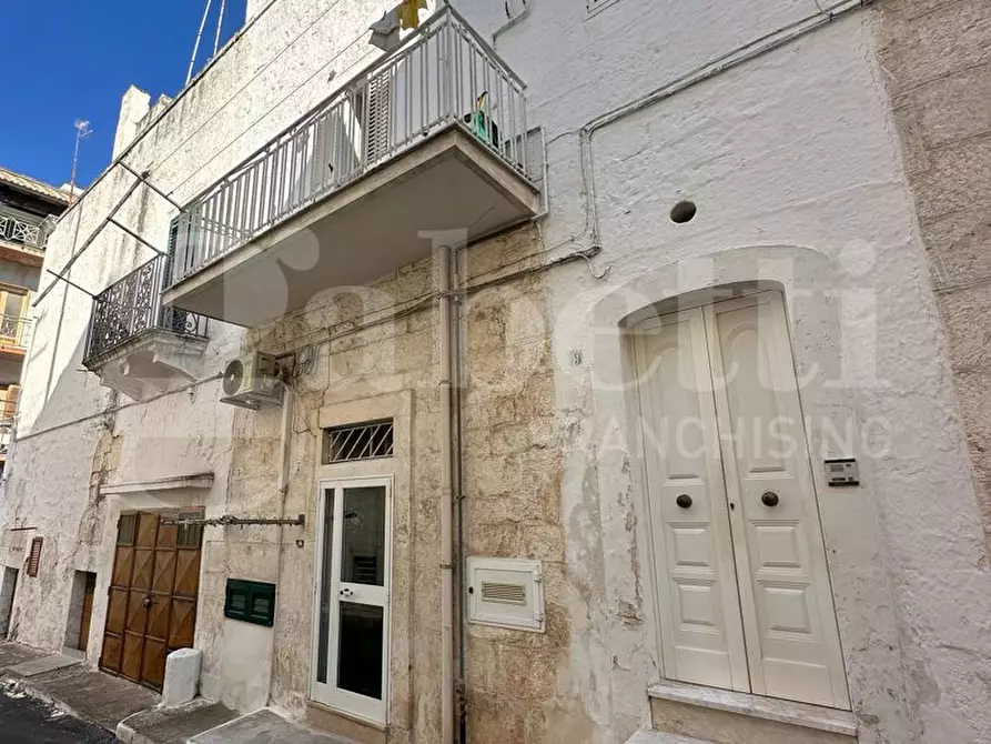 Immagine 1 di Casa indipendente in vendita  in Via Ferri a Ostuni