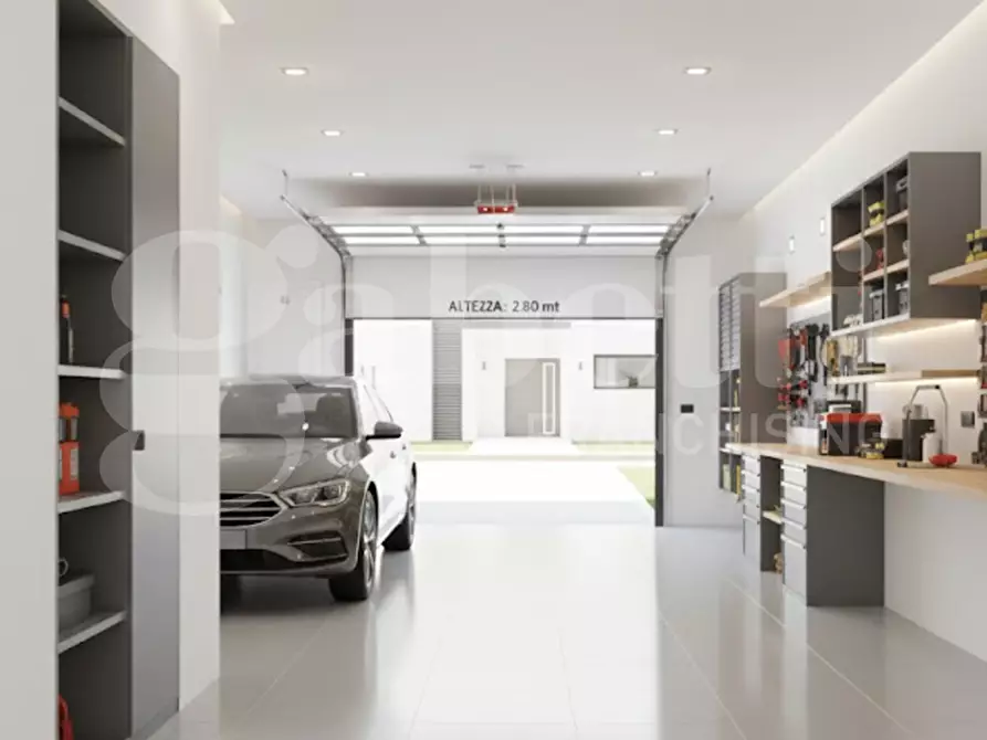 Immagine 2 di Box auto in vendita  in Via SOTTOMARINA - VIALE SEBASTIANO RENIER, 00 a Chioggia