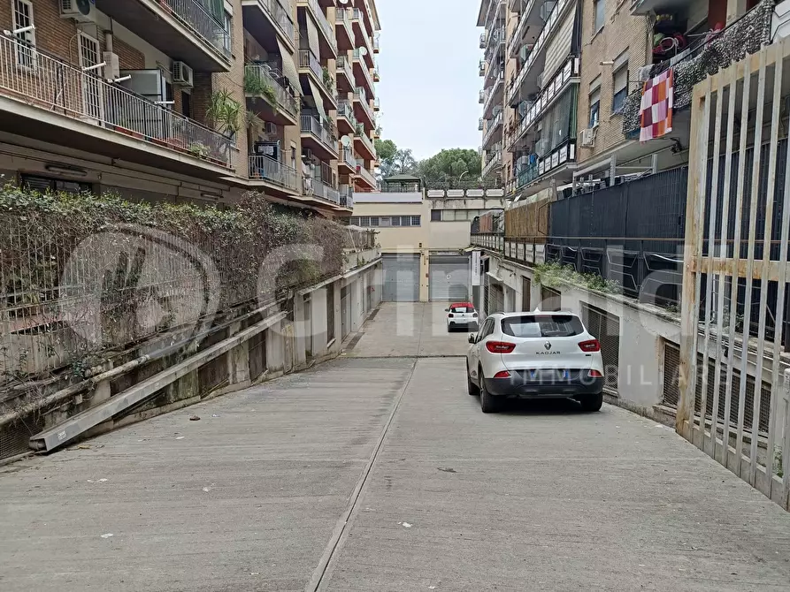 Immagine 20 di Magazzino in vendita  in Via Quinto Novio a Roma