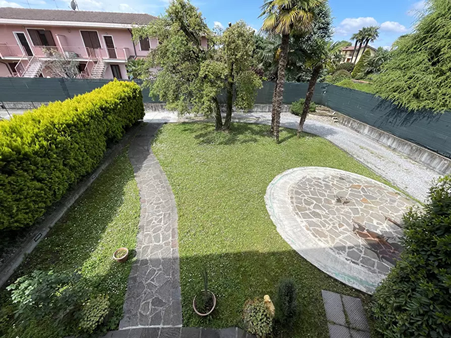 Immagine 1 di Villa in vendita  in Via Giacomo Matteotti, 4 a Pontoglio