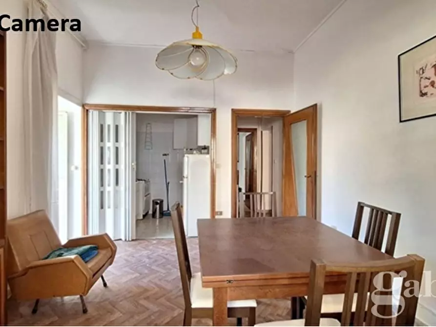 Immagine 32 di Palazzo in vendita  in Via Salita del Petraio a Napoli