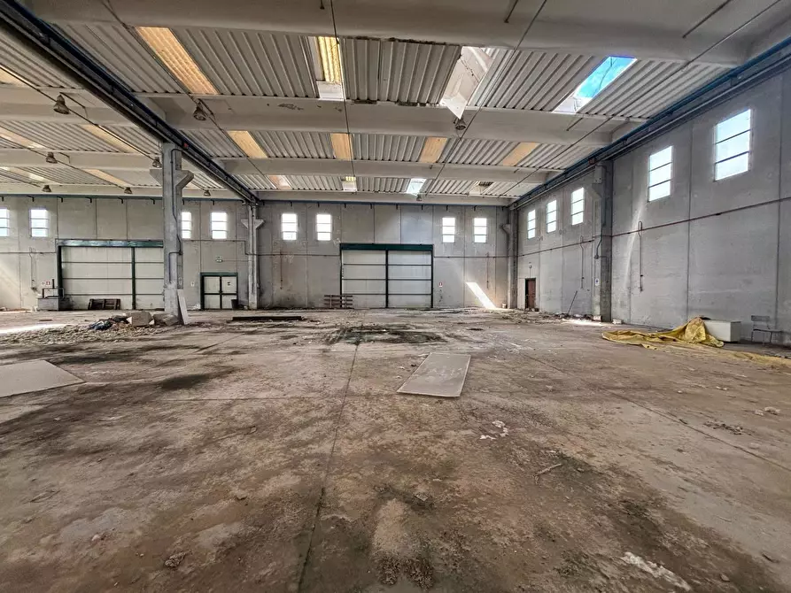 Immagine 5 di Capannone industriale in vendita  in Strada Provinciale 11 Morolense, snc a Patrica