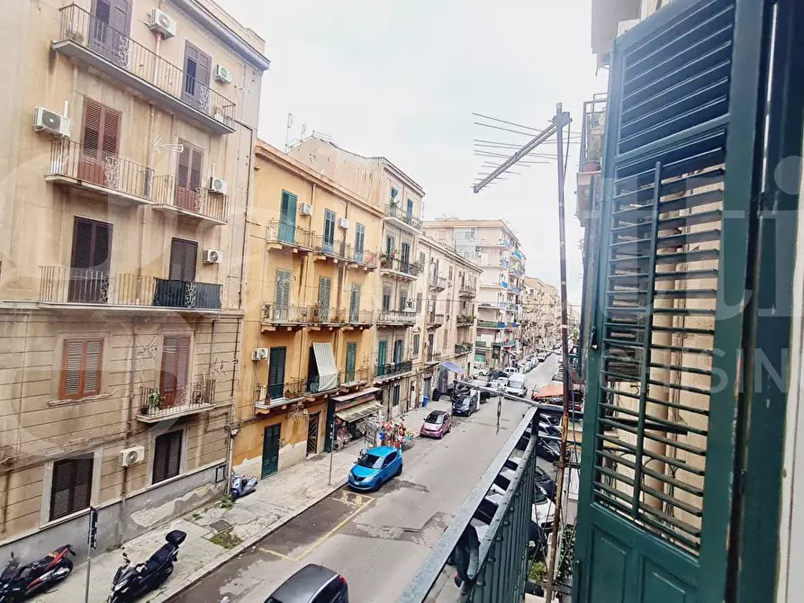 Immagine 18 di Appartamento in vendita  in Via Francesco Paolo Perez a Palermo