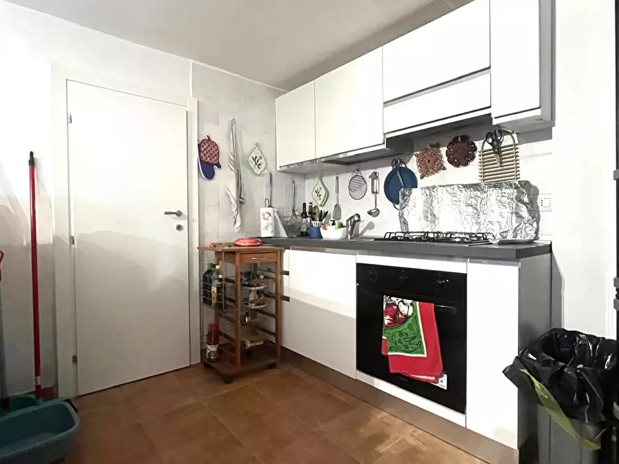 Immagine 5 di Appartamento in vendita  in Via del Risaro, 110/a a Roma